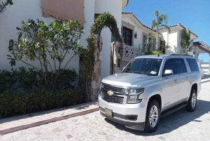 Los Cabos Airport: VIP Transportation to La Paz