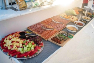 Los Cabos: Jazz & Wine Sunset Catamaran Cruise