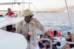 Los Cabos: Jazz & Wine Sunset Catamaran Cruise