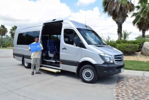 Los Cabos: Ida y vuelta Aeropuerto a Cabo San Lucas Van compartida