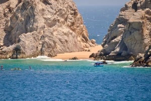 Los Cabos: Tour of rock formations and snorkeling