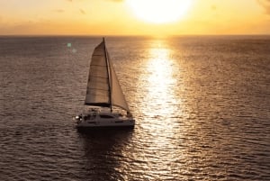 Luxury Sunset Sailing in Cancun and Riviera Maya + Open Bar