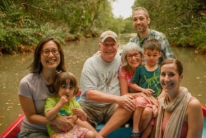 Manuel Antonio: Natural Mangrove Guided Boat Tour and Drinks