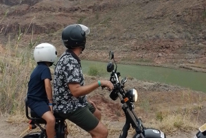 Maspalomas: 2-Seater Chopper E-Scooter Rental