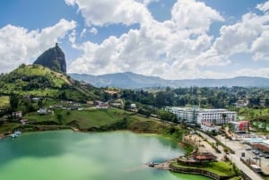 Medellín: Private Guatapé Tour w/ Breakfast, Lunch & Cruise