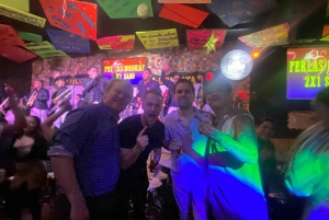 Mexico: Historic Center Nightlife Tour with Drinks