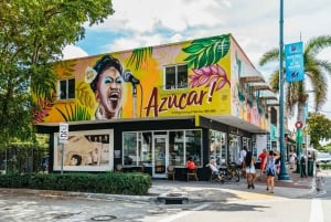 Miami: Little Havana Food Walking Tour with Tastings