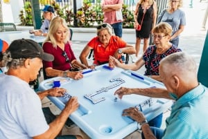 Miami: Little Havana Food Walking Tour with Tastings