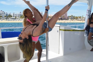 Pole Dance Barco Charter Privado - ¡Despedidas de Soltera!