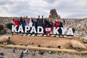 TOUR PRIVADO DE CAPADOCIA ( COCHE + GUÍA )