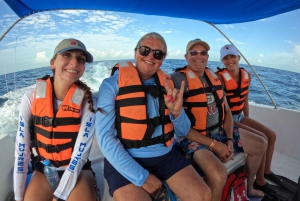 Private sunset cruise and snorkeling by Isla Mujeres Bay