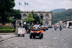 Tour privado con joyas históricas y emociones en quad en Antigua