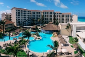 Traslado Privado de CUN a Emporio Family Suites Cancun