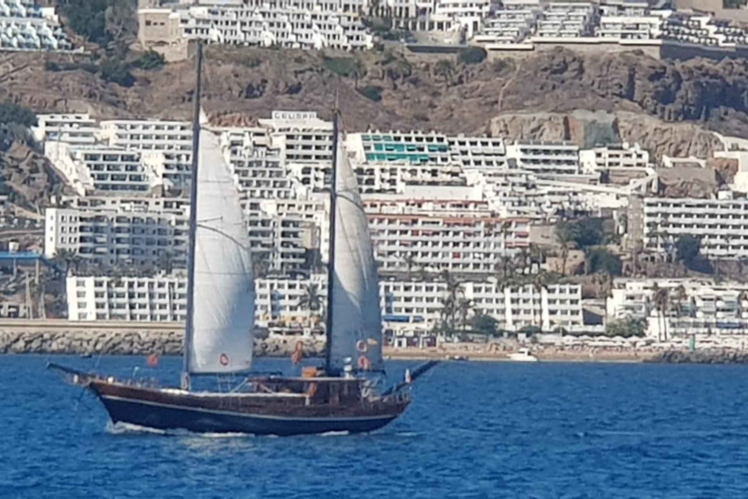 Puerto rico , Gran canaria; Crucero en Barco de Lujo sólo adultos