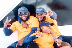 Punta Cana: Catamaran Cruise with Snorkeling & Drinks