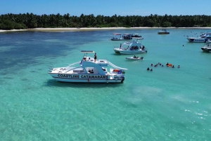 Punta Cana: Catamaran Tour with Reef Snorkeling and Open Bar