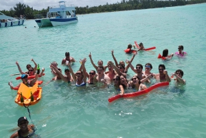 Punta Cana: Country-Themed Party Boat with Snorkeling