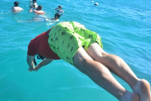 Punta Cana: Country-Themed Party Boat with Snorkeling
