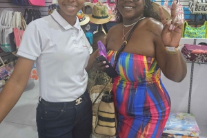 Punta Cana: Souvenir Shopping Tour with Traditional Tastings