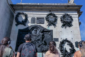 El divertido audioguía del Cementerio que odiarán los historiadores