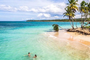 Samaná desde Punta Cana: Cayo Levantado y Cascada El Limón