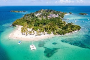 Samaná desde Punta Cana: Cayo Levantado y Cascada El Limón