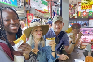 San Jose: Central Market Bites and Sights Walking Tour