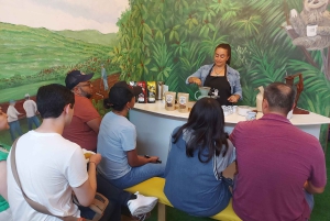 San Jose: Central Market Bites and Sights Walking Tour