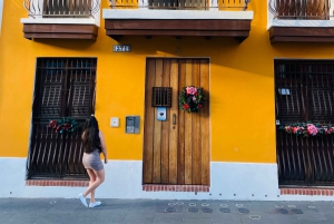 San Juan: Tour a pie por el casco antiguo al atardecer