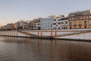 Seville: Triana Self-Guided Walking Tour with Audio