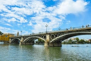 Seville: Triana Self-Guided Walking Tour with Audio