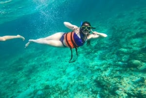 Aventura en catamarán a Isla Mujeres! snorkel y comida