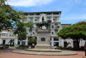 Tour a pie por los tesoros ocultos del Casco Viejo