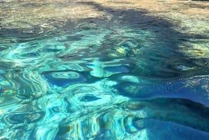 Excursión guiada en kayak de 3 horas por las cuevas marinas del Cabo Greco