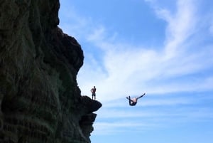 3-stündige geführte Kajaktour zu den Cape Greko Sea Caves