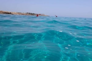 3-часовая экскурсия на каяках с гидом по морским пещерам мыса Греко