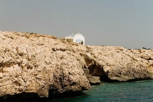 Ayia Napa: Tour en barco por la Laguna Azul y Famagusta con barbacoa