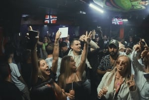 Ayia Napa: Klubbrunda med shots och hoppa över kön