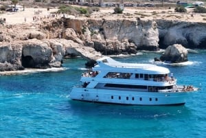 Ayia Napa: Family Cruise with Lunch and Swim Stops