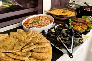 Ayia Napa: Luxuriöse Katamaranfahrt mit Mittagessen und Getränken