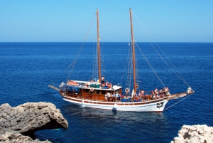 Ayia Napa/Protaras: Full-Day San Antonio Cruise