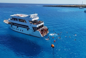 Ayia Napa: Sunset Cruise with Live Music and Swim Stops