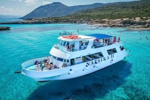 BBQ in barca: Nafsika II, barbecue al tramonto, scivolo d'acqua e nuoto