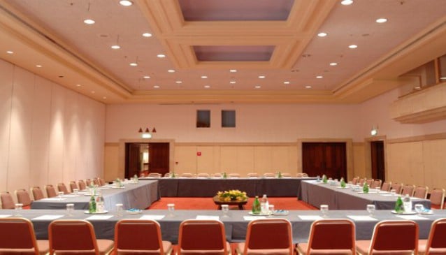 Coral  Beach  Hotel &  Resort - Conferences