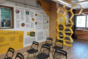 Cyprus: Honey Tour, Tasting, and Beekeeper Experience