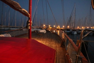 Chipre: crucero privado de un día en yate para hasta 40 personas