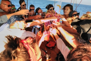 Chipre: crucero privado de un día en yate para hasta 40 personas