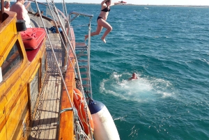 Chipre: crucero privado de un día en yate para hasta 40 personas