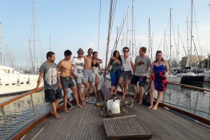 Chipre: crucero privado de un día en yate para hasta 40 personas