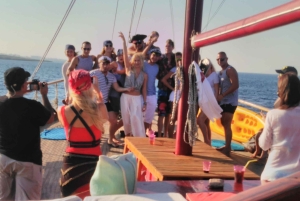 Chipre: crucero privado de un día en yate para hasta 40 personas